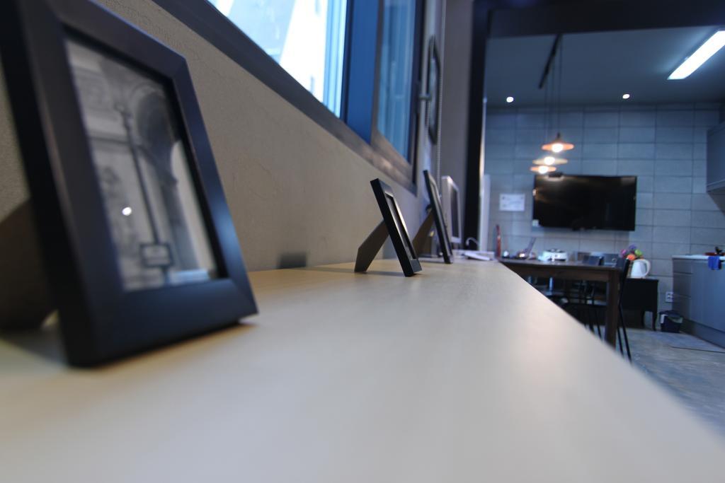 24 Guesthouse Garosugil - Gangnam Seoul Eksteriør billede