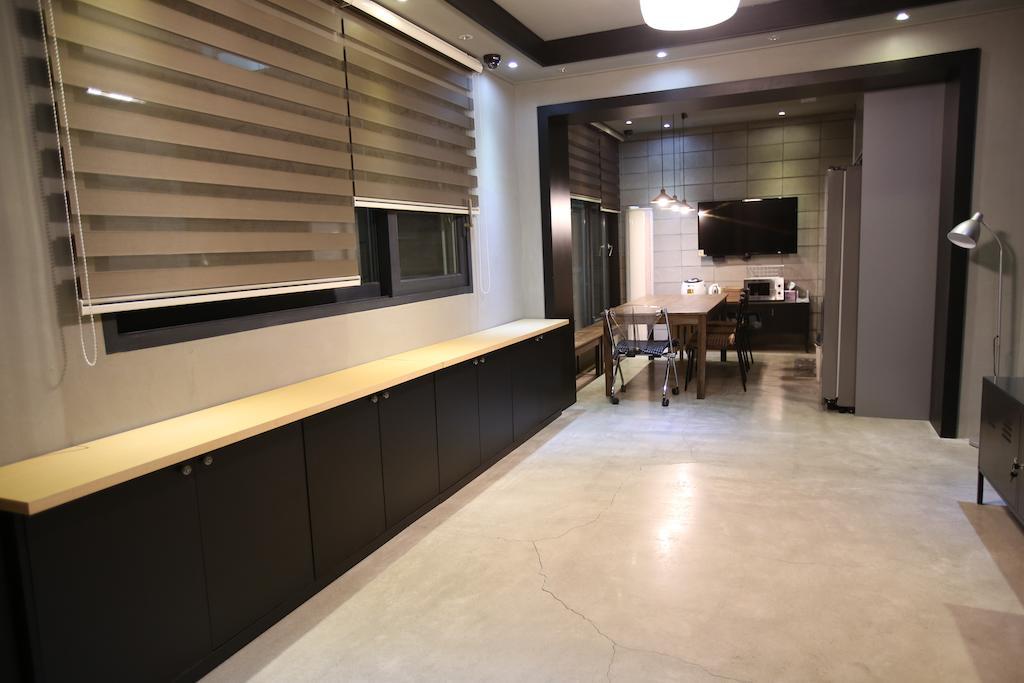 24 Guesthouse Garosugil - Gangnam Seoul Eksteriør billede